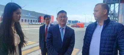 Генеральный консул КНР в Екатеринбурге познакомился с резидентами ПЛП и побывал на ОЭЗ «Новосибирск»